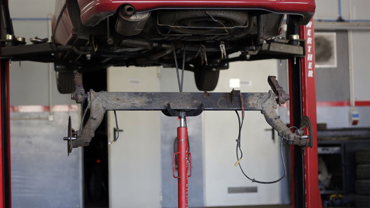 Wymiana tylnej belki