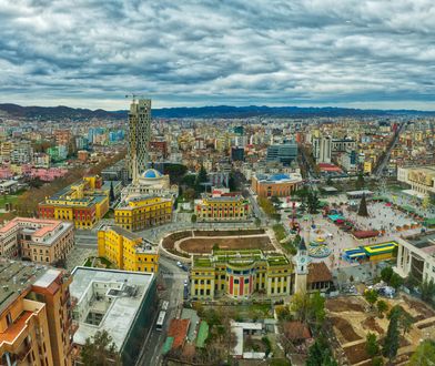 Tirana. Kolorowa stolica Albanii