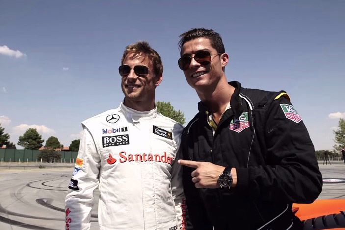 Cristiano Ronaldo i Jenson Button upalają McLareny