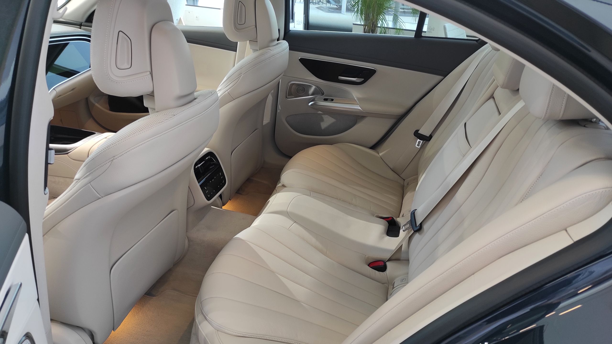 Mercedes Klasy E (W214)