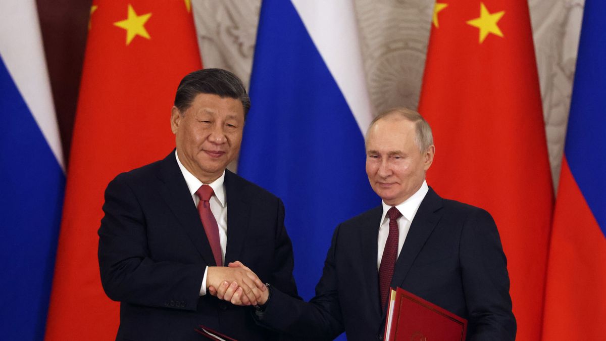 Xi Jinping Visits Moscow
MOSCOW, RUSSIA - MARCH 21:  (RUSSIA OUT) Chinese President Xi Jinping (L) and Russian President Vladimir Putin (R) shake hands during the signing ceremony at the Grand Kremlin Palace, on March 21, 2023 in Moscow, Russia. Three days after being accused by an international tribunal of war crimes in Ukraine, Russian President Putin received Chinese leader Xi Jinping during his state visit to Russia. (Photo by Contributor/Getty Images)
Contributor