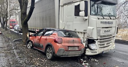 Mysłowice: Groźny wypadek na Brzezińskiej. 18-latek w szpitalu