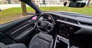 Audi e-tron Sportback: Wirtualne lusterka, Audi Charging Service, system i kamery 360 stopni z 3D