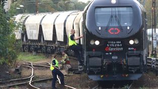 Tragedia na torach. Pociąg śmiertelnie potrącił mężczyznę. Kolej nie jeździ do Wrocławia