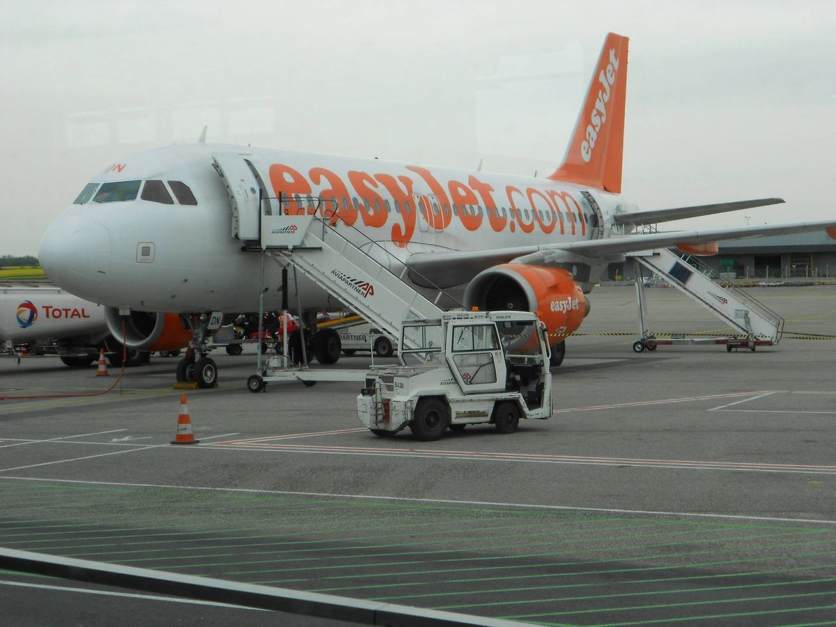 Samolot EasyJet, lecący z Polski do Wielkiej Brytanii, lądował awaryjnie w Pradze