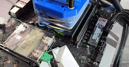 Intel Alder Lake podkręcony do 6,8 GHz. Core i9-12900K bije rekordy