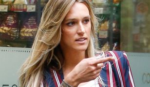 Ola Żebrowska karmi piersią na okładce pisma. I wygląda rewelacyjnie