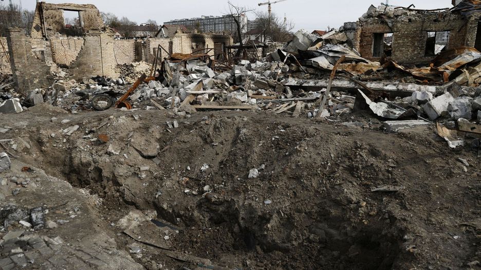 Wojna w Ukrainie - masakra cywil�w w BuczyPhoto taken on April 12, 2022, shows a destroyed residential area in Bucha near Ukraine's capital Kyiv following Russian attacks. (Kyodo via AP Images) ==KyodoKYDPL KYODO