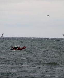 Nalot na ponton na Atlantyku. Wpadły 4 osoby i towar warty fortunę
