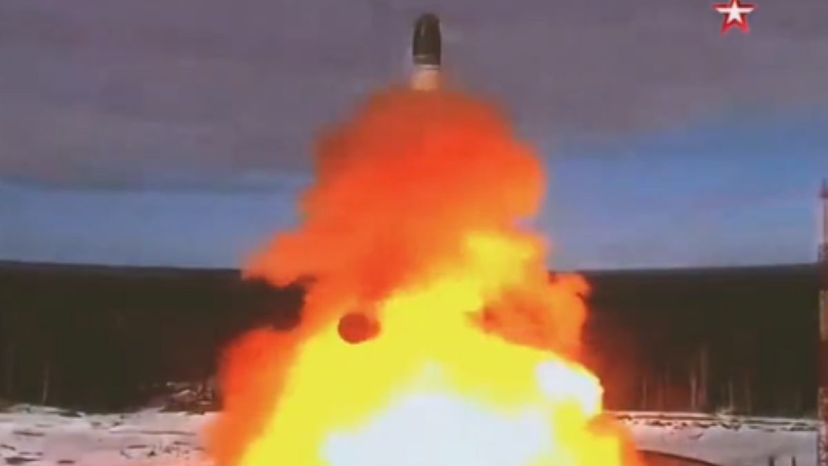 Kreml zlecił przeprowadzenie testu międzykontynentalnych pocisków Sarmat. Według Kremla były one pomyślne 