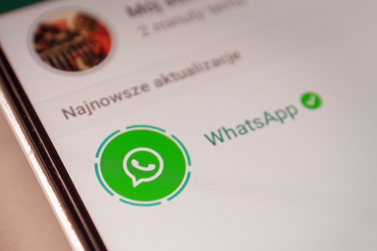 WhatsApp będzie wyświetlał reklamy w Statusie