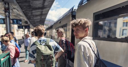 Nie dostali legitymacji i posypały się mandaty. Szkoła załamuje ręce