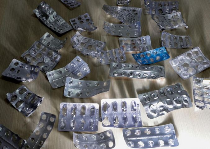 Polacy faszerują się antybiotykami. Jedna grupa najbardziej narażona