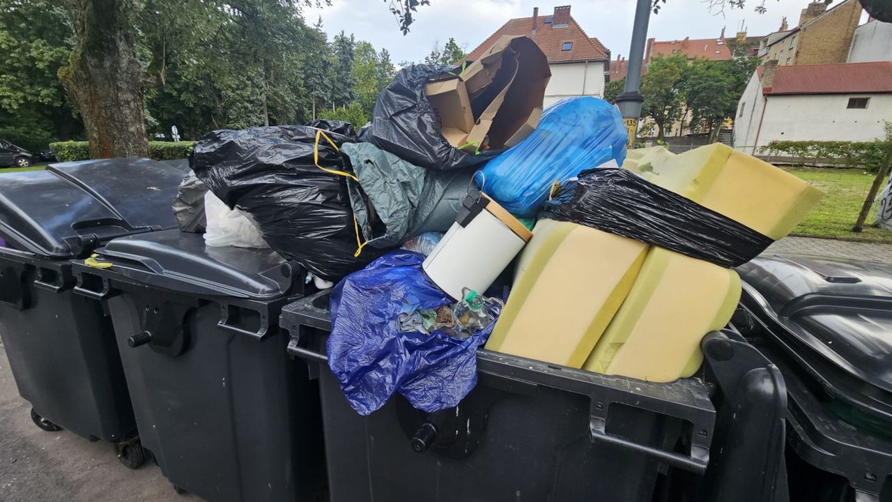 Gorzów: Mieszkaniec na sesji: "Ten system śmieciowy to kara dla uczciwych"