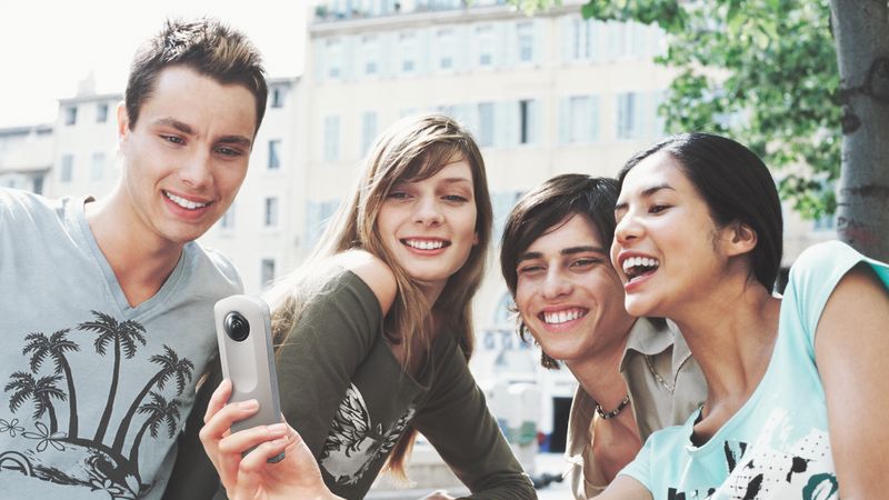 Ricoh Theta SC: poręczna kamera 360° w atrakcyjnej cenie 1