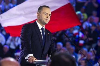 "Opowiada pan bzdury". Biejat zapytała Nawrockiego o podatek katastralny