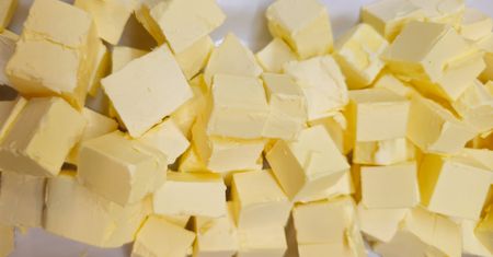 Fałszywy polski nabiał na targu w Ukrainie. Większość próbek to podróbki