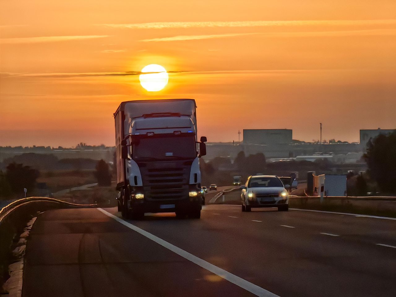 Rozbudowa autostrady A2 o nowe pasy. Są pierwsze informacje z oceny ofert