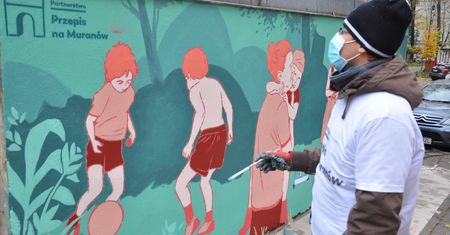 Warszawa. Niezwykłe murale w centrum miasta. Historia Muranowa