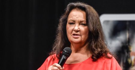 "Przykre to". Przyjaciółka Krzysztofa Globisza dementuje plotki