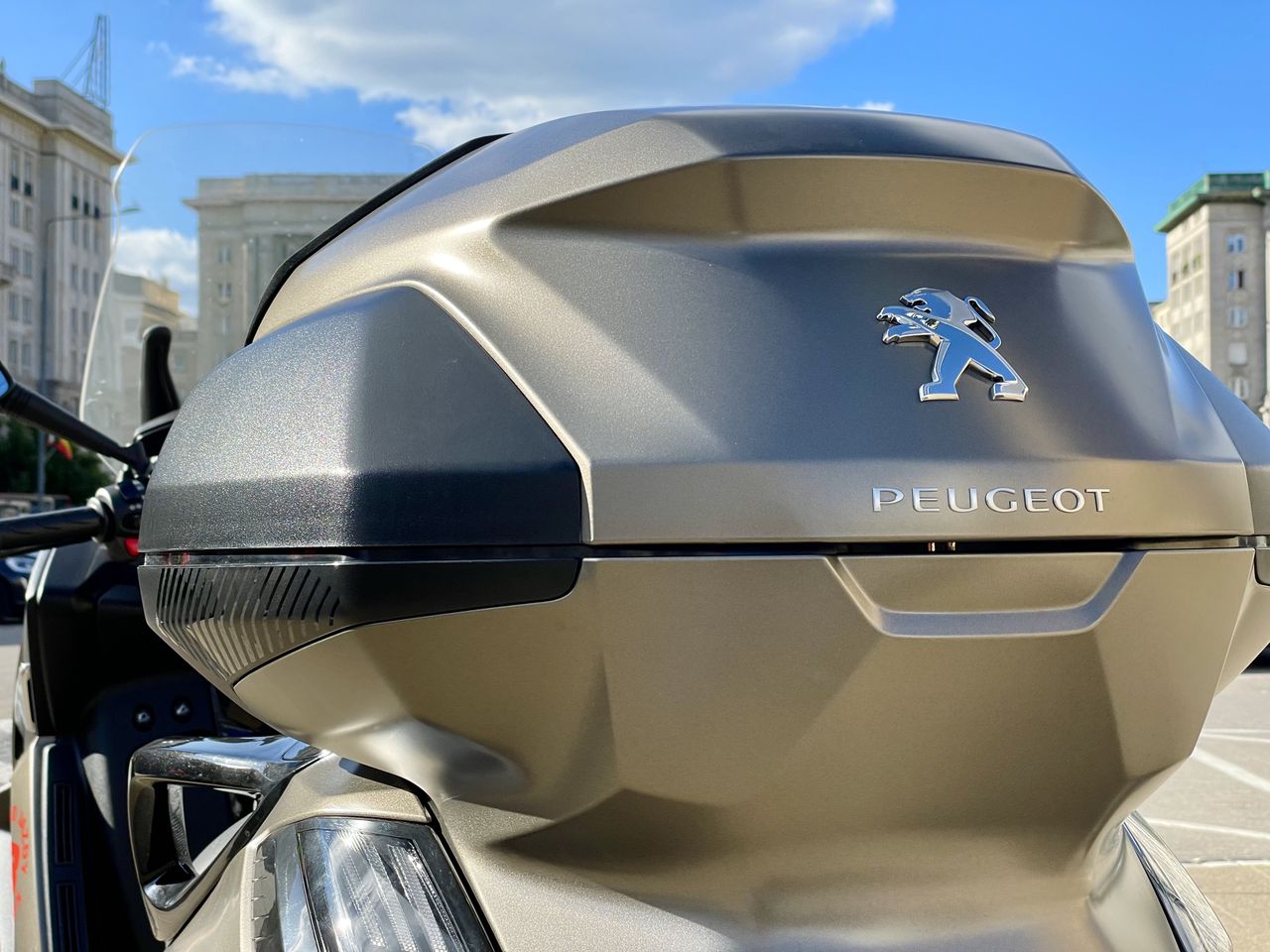 Peugeot Metropolis 400