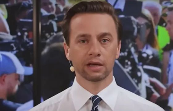 Ta partia ogląda się dziś najlepiej w Kanale Zero. Zaskakujący wicelider