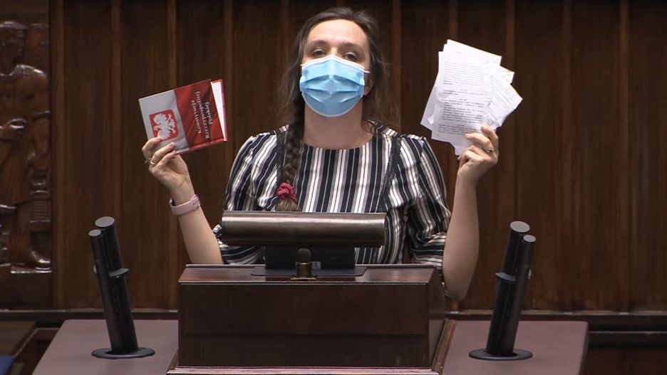 Klaudia Jachira chce "żałoby narodowej po zdeptanej konstytucji" (fot.: sejm.gov.pl)