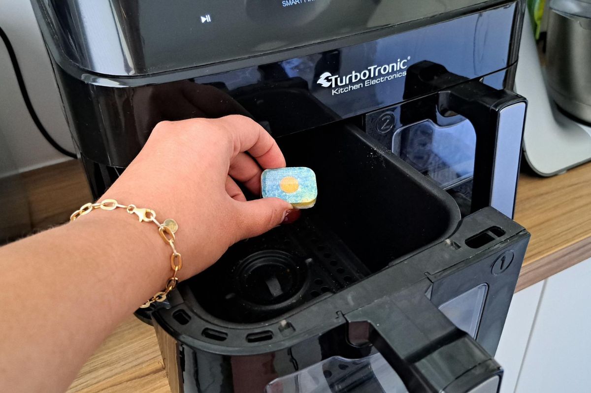 An innovative cleaning hack for air fryers you need to try