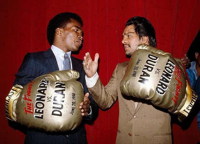 Sugar Ray Leonard i Roberto Duran fot. domena publiczna