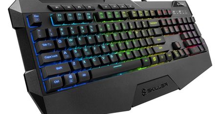 Sharkoon SGK4 to nowa podświetlana „membranówka” dla graczy
