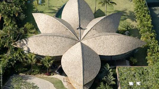 Morska bryza i liście bananowca czyli o sztuce w ekoarchitekturze 1