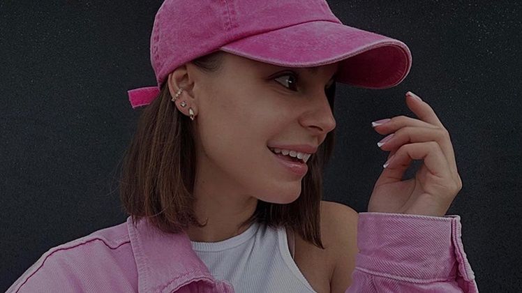 Paulina Rzeźniczak w różu i butach za 4500 zł