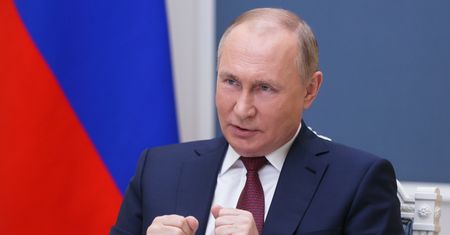 Rosja zaatakuje Ukrainę? Eksperci mówią o grze Putina przed spotkaniem z Bidenem