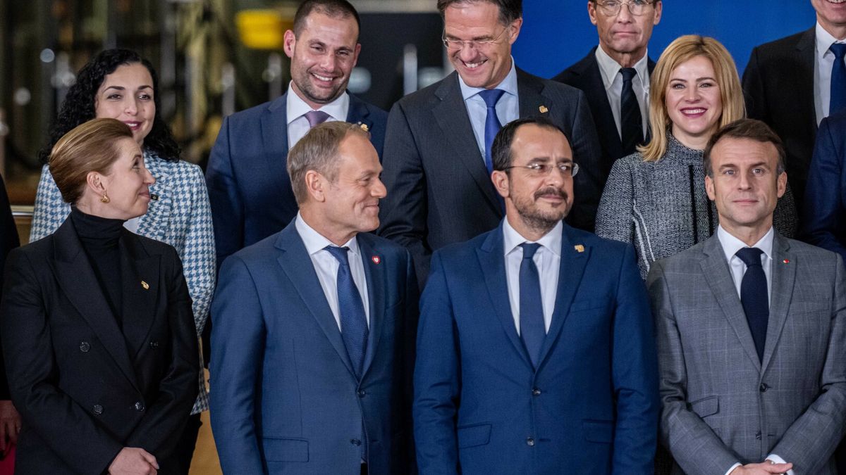 Liderzy Unii Europejskiej podczas spotkania w grudniu 2023 r. 