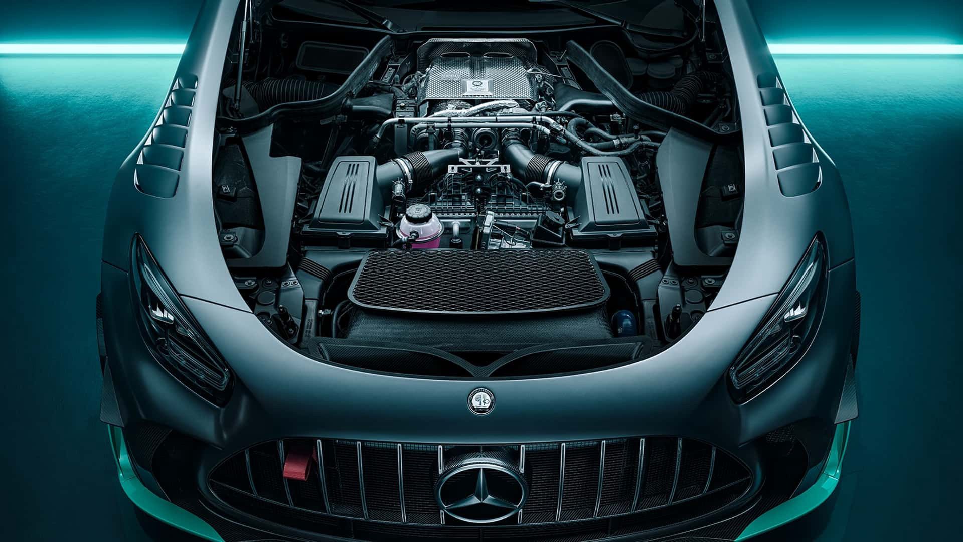 Mercedes AMG-GT2 Pro