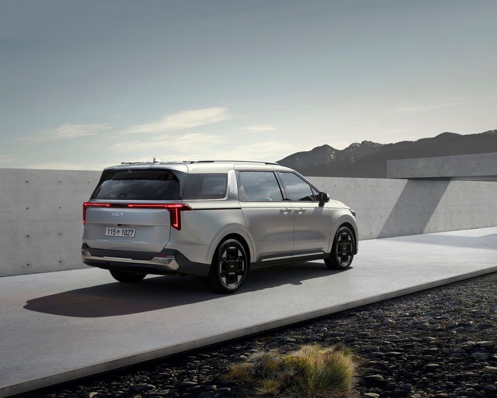 Kia Carnival po liftingu