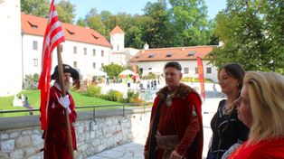 Małopolska: Juromania nad Prądnikiem w Ojcowie i Pieskowej Skale. Królowie, rycerze, mnisi, rabusie w filmowych rolach historycznych i legendarnych