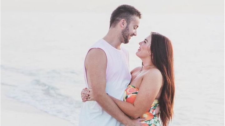 Pokazał zdjęcie żony w bikini