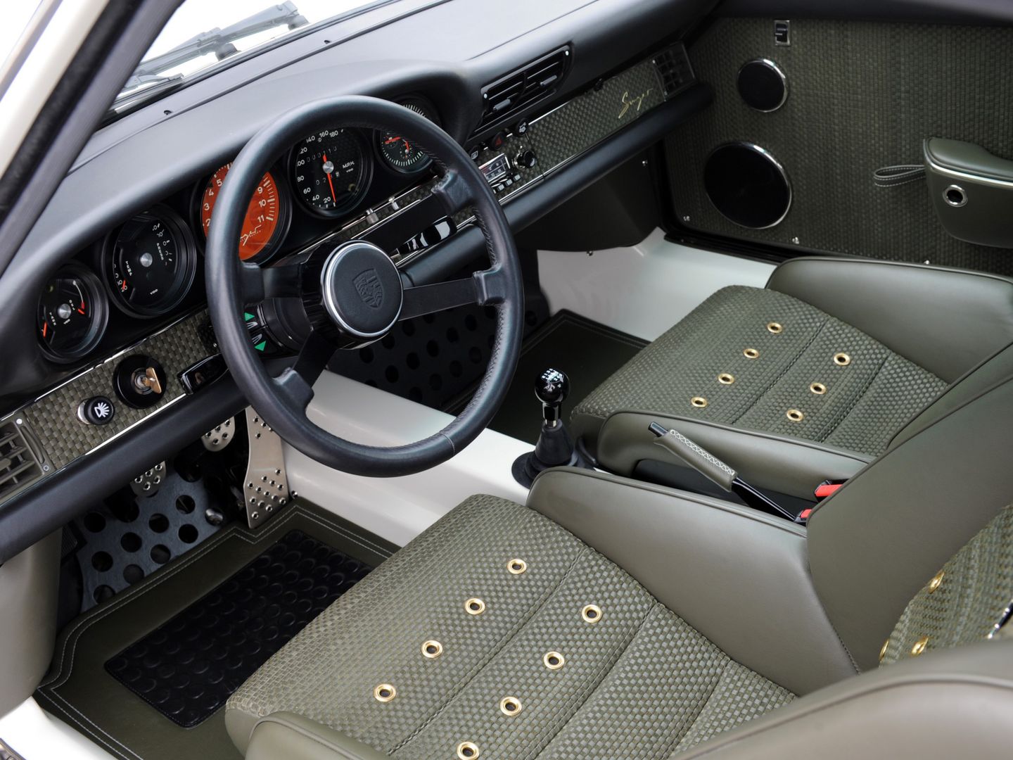 Singer Porsche 911 - król współczesnych klasyków 60