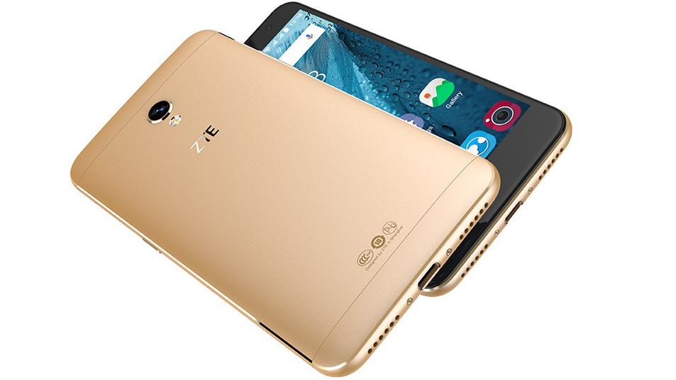 ZTE Blade V7 i V7 Lite to porządnie wykonane metalowe średniaki 1