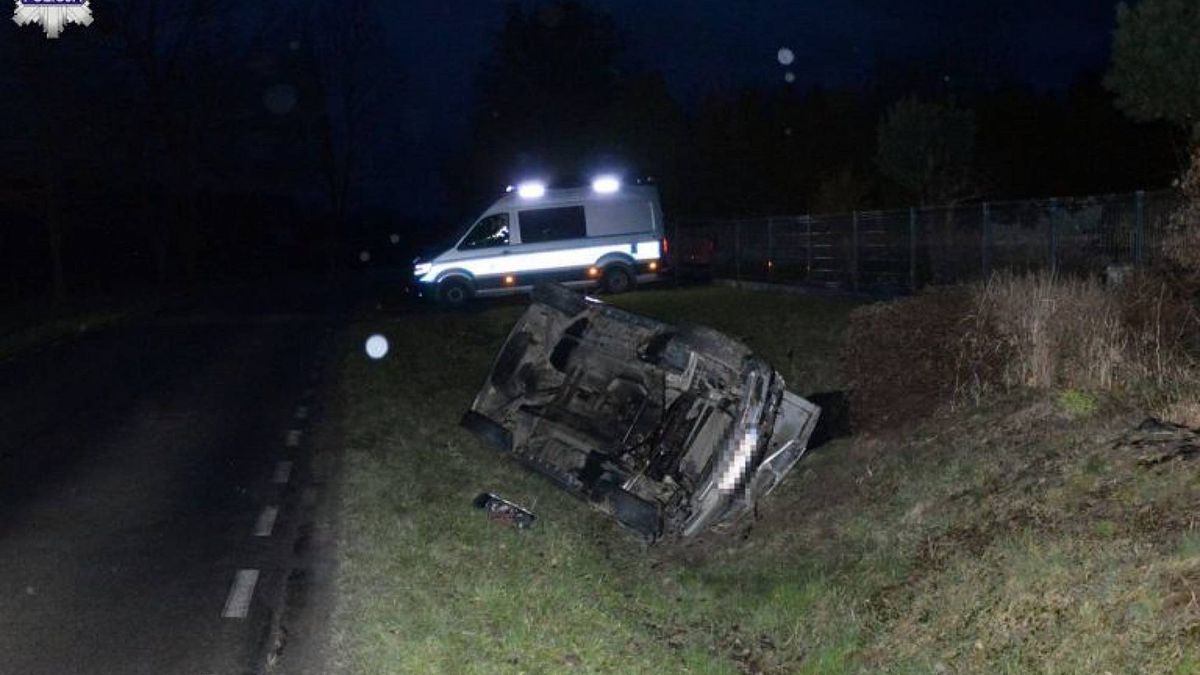 BMW dachowało w miejscowości Wólka Wieprzecka