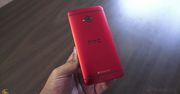 W skrócie: czerwony HTC One na wideo, tani iPhone z Androidem, jabłkowa reklama Galaxy S4