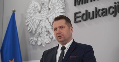 Pełny powrót do szkół wkrótce? Ekspert o słowach Czarnka: to jeszcze za wcześnie