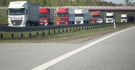 Zaostrzone normy emisji CO2 dla pojazdów ciężkich. Rada UE zdecydowała