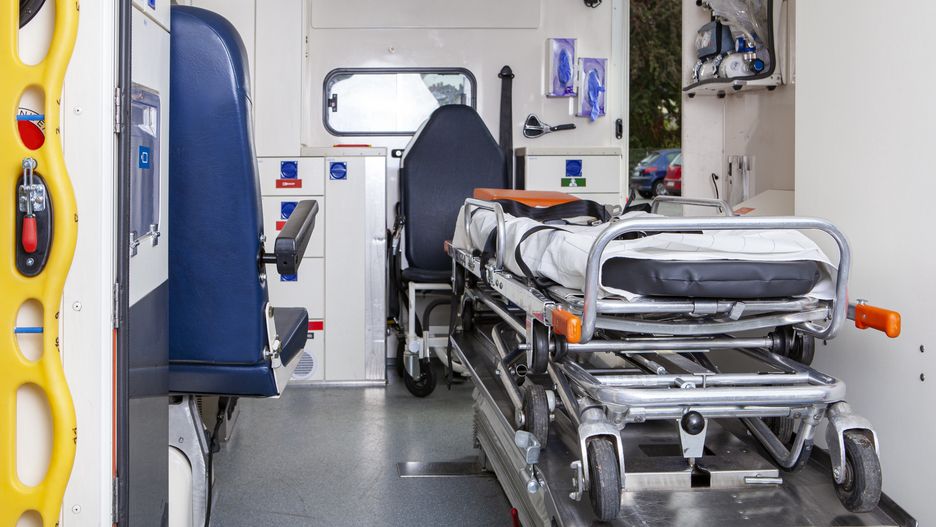 Interior view of a modern ambulance
Interior view of a modern ambulance
ollo