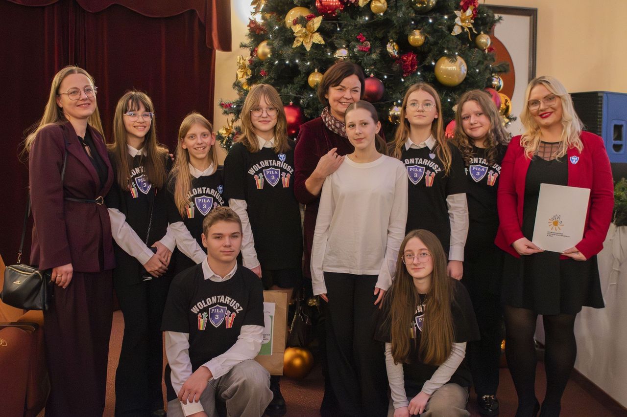 Piła: Gala Wolontariatu 2025. Wolontariusze i ich opiekunowie nagrodzeni