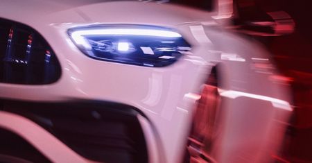 Mercedes-AMG C 43 będzie miał mniej cylindrów, lecz więcej mocy. Debiut już niebawem