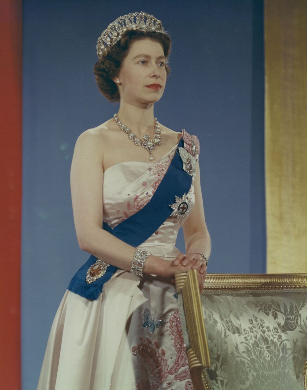 Oficjalny portret królowej Elżbiety II z 1959 roku (Library and Archives Canada/CC BY 2.0)