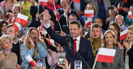 Prawica w natarciu, Trzaskowski w opałach [OPINIA]