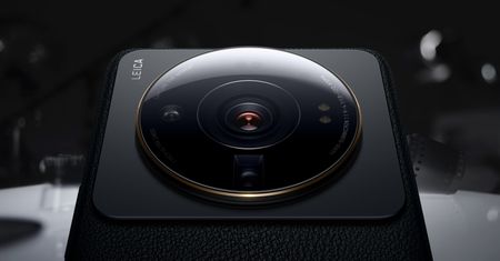 Xiaomi i Leica zaszalały. Zapakowały do smartfona 1-calową matrycę